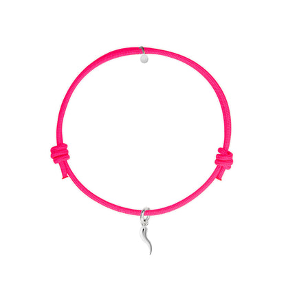 bracciale cordino fucsia con ciondolo cornetto portafortuna in argento 925