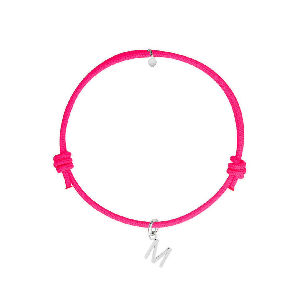 bracciale con cordino fucsia e ciondolo iniziale in argento 925 personalizzabile