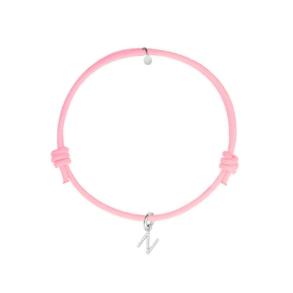 bracciale in cotone rosa con ciondolo iniziale zirconi