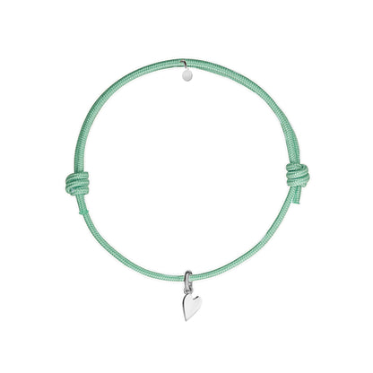 bracciale con cordino verde salvia personalizzabile con ciondolo a forma di cuore in argento 925