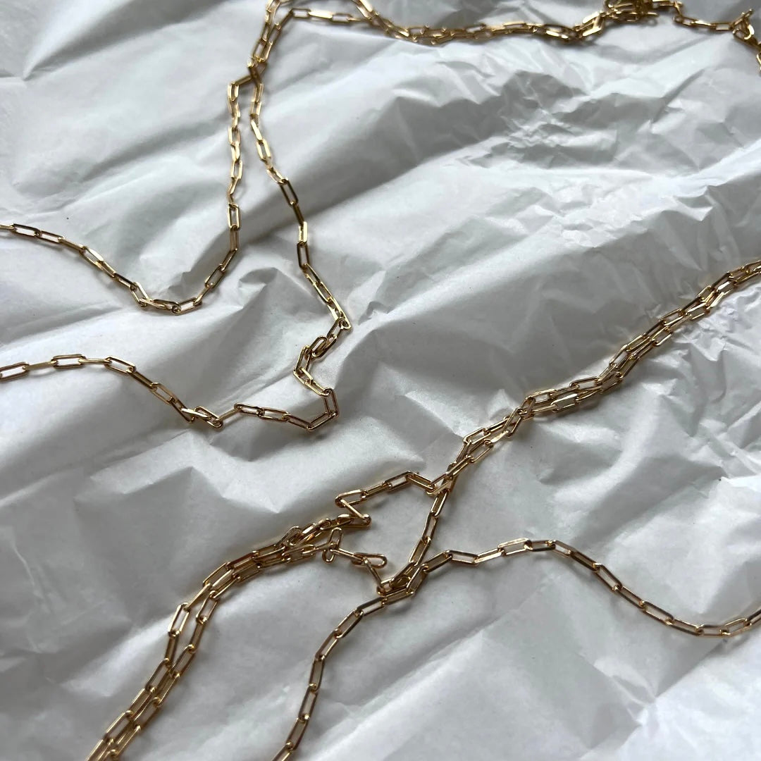 PAPERCLIP CHAIN NECKLACE