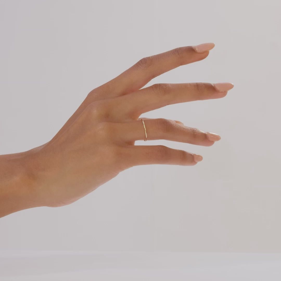Valentina Davino Ferma Anello Sottile Argento 925 Dorato - Main Image