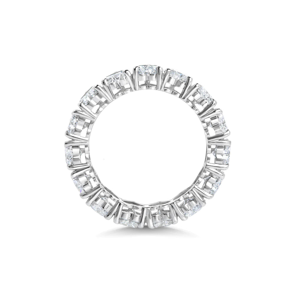 anello argento con cristalli a forma di cuore