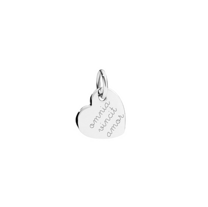 ciondolo con cuore personalizzato, ciondolo a forma di cuore, ciondolo a forma di cuore in argento 925, ciondolo a forma di cuore argento 925, ciondolo personalizzabile a forma di cuore, ciondolo argento personalizzabile per collana, ciondolo per bracciale argento, ciondolo in argento 925 da personalizzare, ciondolo argento 925 frase personalizzabile, pendente argento per braccialetto, pendente in argento 925 argento per collana, ciondolo argento con scritta omnia vincit amor